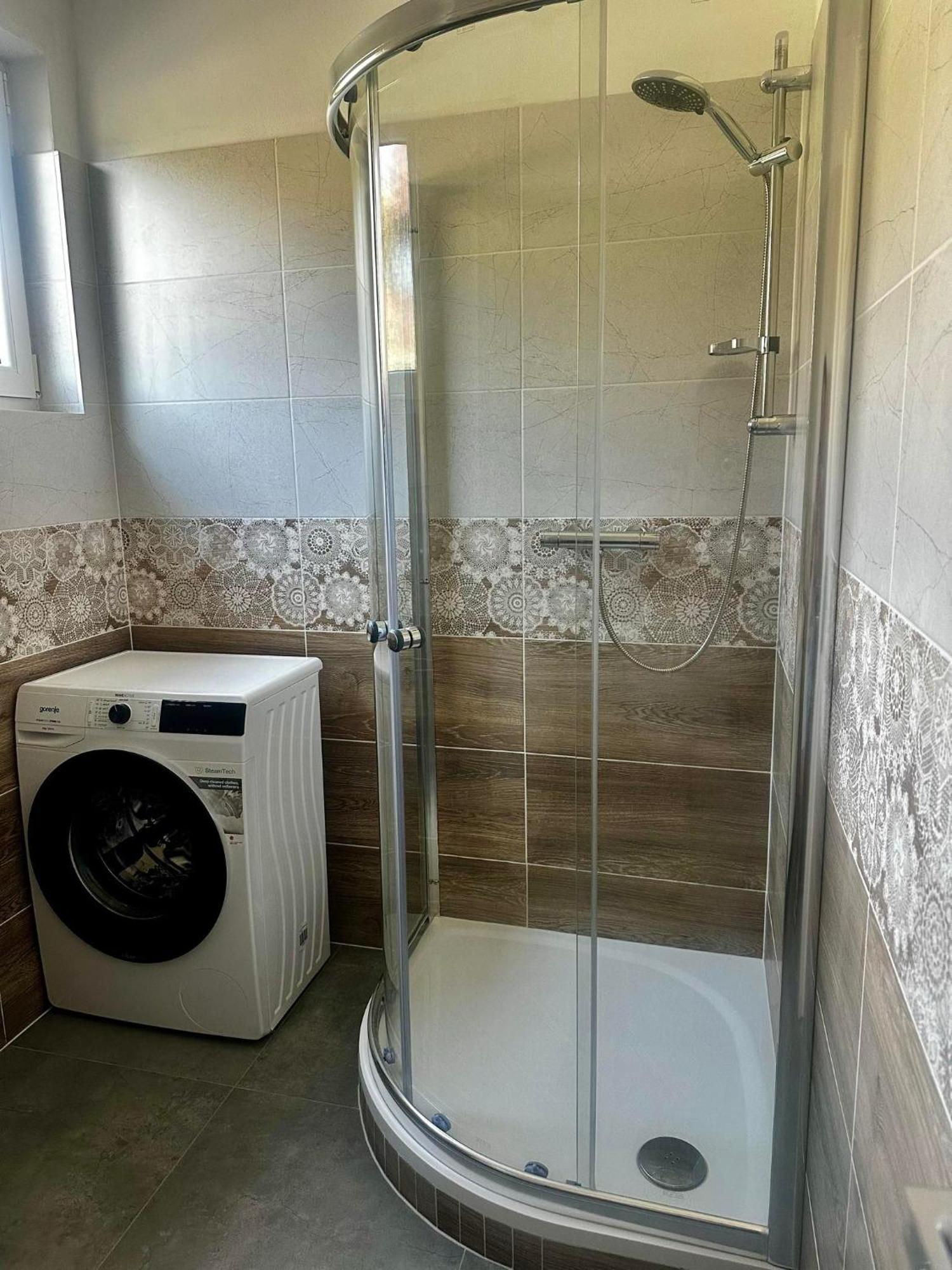 Apartmany Berlin - ロキトニツェ・ナト・イゼロウ エクステリア 写真